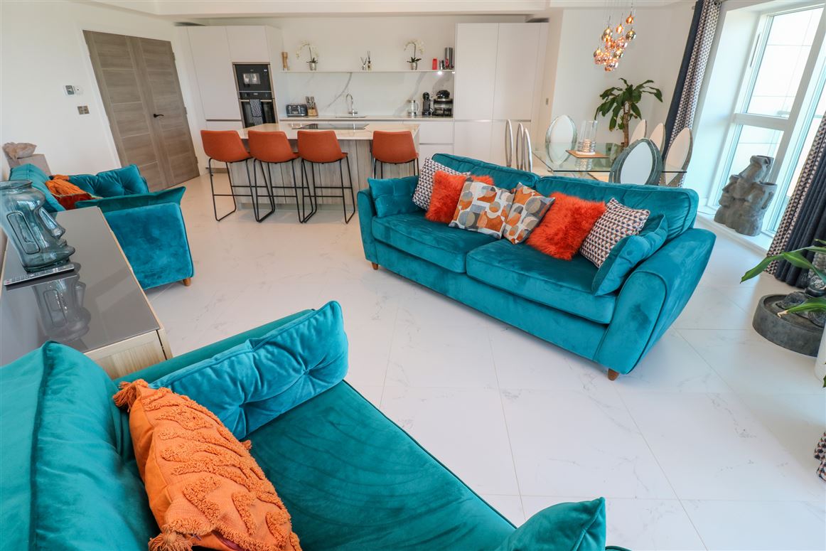 17 Cliff Edge,Newquay, Cornwall, United Kingdom