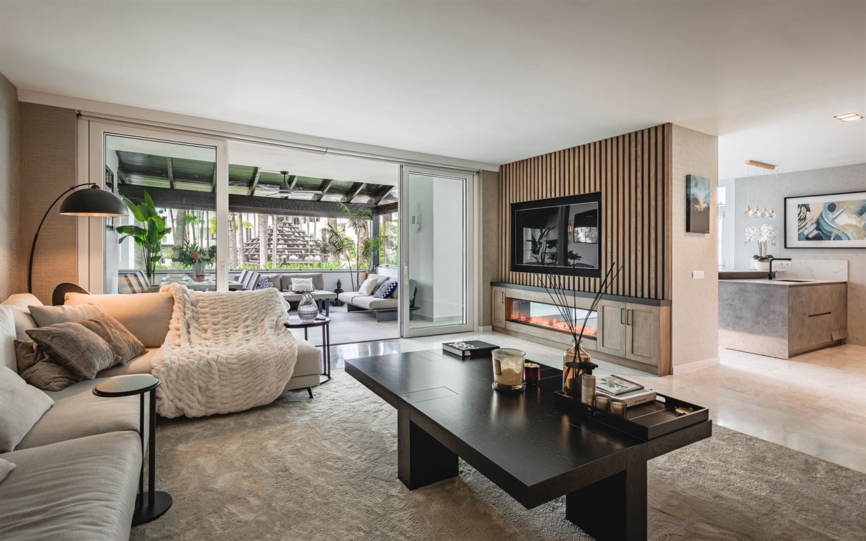 Spain, Marbella, Marbella Golden Mile - COSTA-00994P