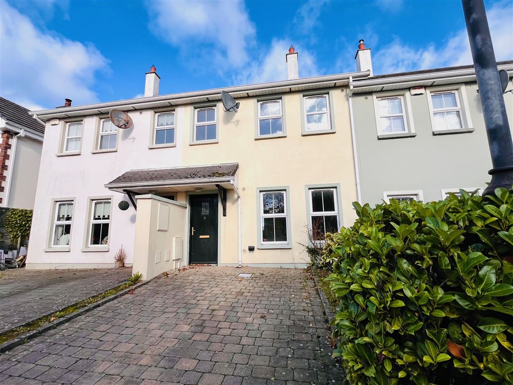 6 Gleann an Locha, Sir Johns Road, Carrick-on-Suir, Tipperary