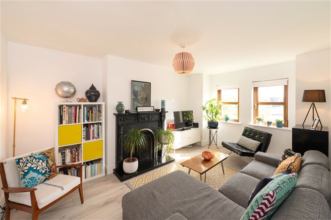 10 Monfield, Rochestown, Cork