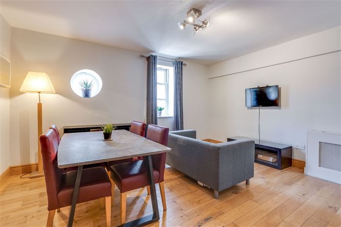 Apartment 6, 5/6 Temple Lane South, Temple Bar, Dublin 2