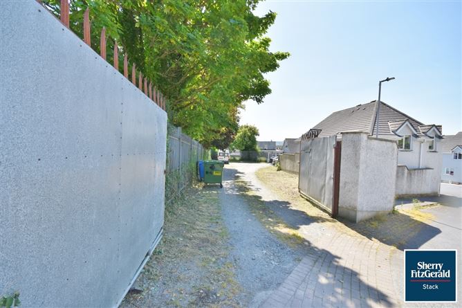 Maiden Street, Newcastle West, Co. Limerick