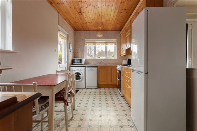 113 Meadow Grove, Dundrum,   Dublin 16