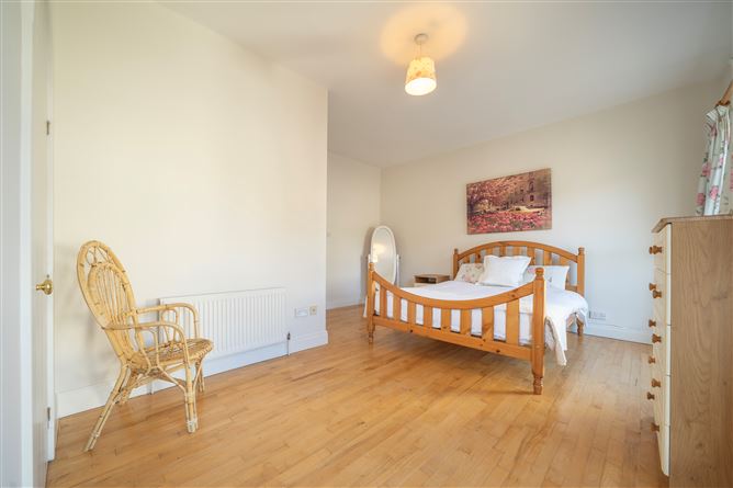 Wood View House, Ballydawley, Dunderrow, Kinsale, Cork
