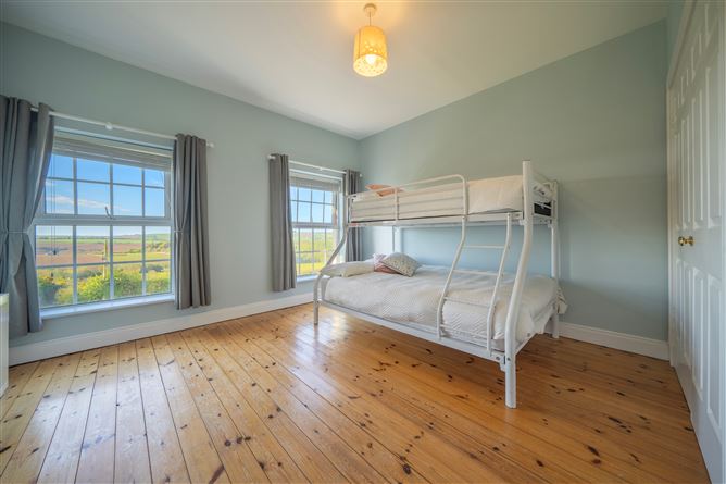 Wood View House, Ballydawley, Dunderrow, Kinsale, Cork