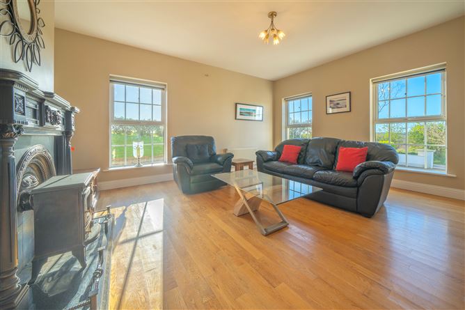 Wood View House, Ballydawley, Dunderrow, Kinsale, Cork