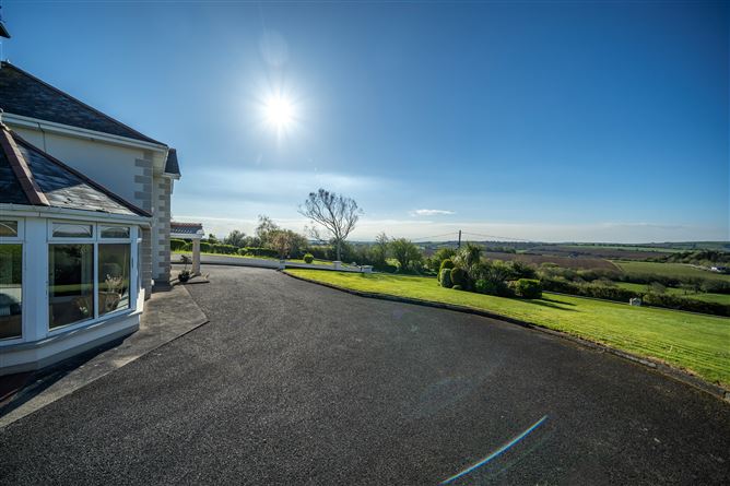 Wood View House, Ballydawley, Dunderrow, Kinsale, Cork