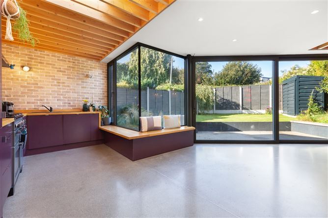 62 Eden Villas, Glasthule, Co. Dublin