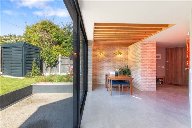 62 Eden Villas, Glasthule, Co. Dublin