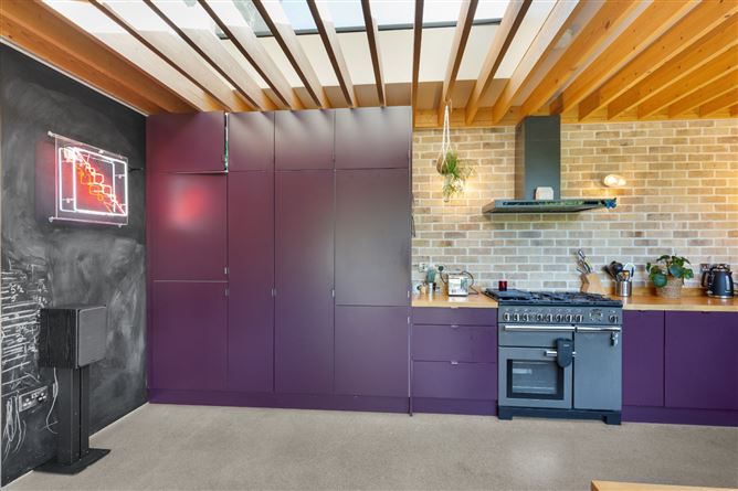 62 Eden Villas, Glasthule, Co. Dublin