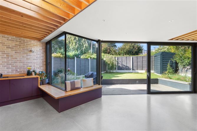 62 Eden Villas, Glasthule, Co. Dublin