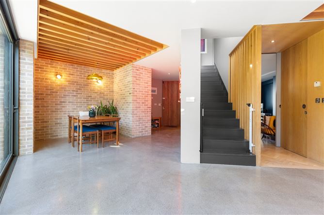 62 Eden Villas, Glasthule, Co. Dublin