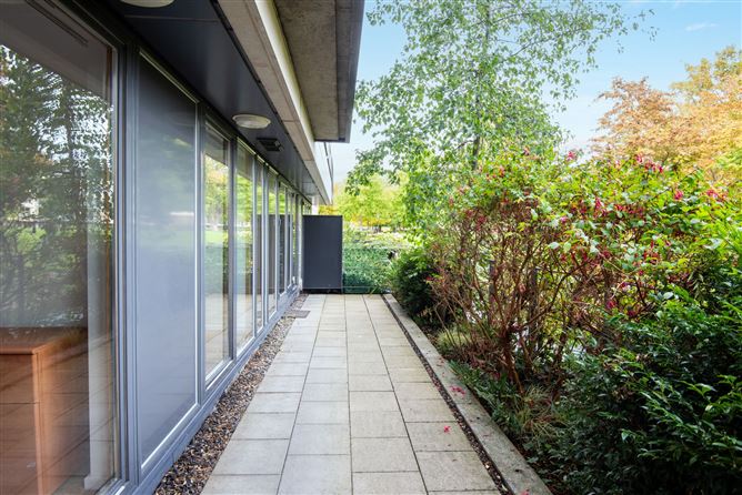 7 Ramleh Hall, Mount St. Annes, Milltown,   Dublin 6