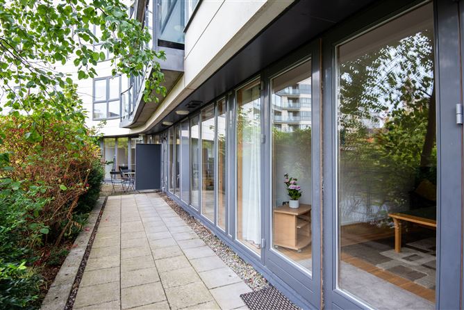 7 Ramleh Hall, Mount St. Annes, Milltown,   Dublin 6