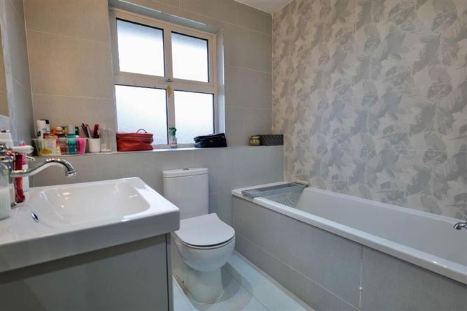 31 Chapel Close, Newcastle West, Limerick