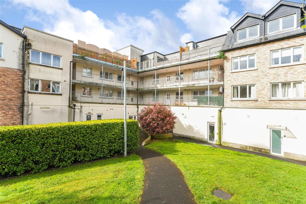 29 Eaton Close, Rathcoole, Co. Dublin