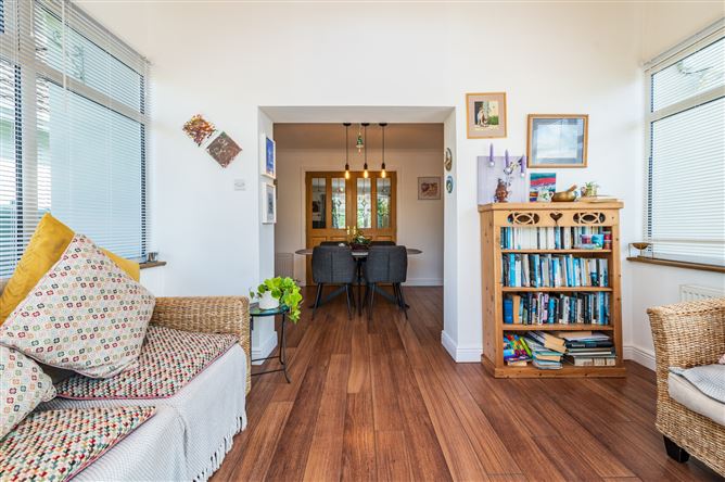 https://photos-a.propertyimages.ie/media/9/3/6/5013639/c5ffb5b4-a10a-4509-9828-a015f7e49003_l.jpg