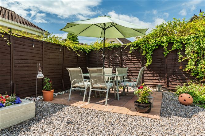 https://photos-a.propertyimages.ie/media/9/3/6/5013639/c5ffb5b4-a10a-4509-9828-a015f7e49003_l.jpg