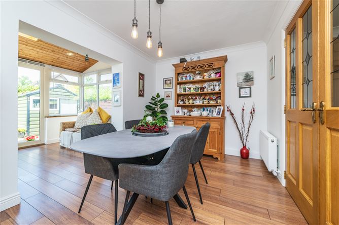 https://photos-a.propertyimages.ie/media/9/3/6/5013639/c5ffb5b4-a10a-4509-9828-a015f7e49003_l.jpg