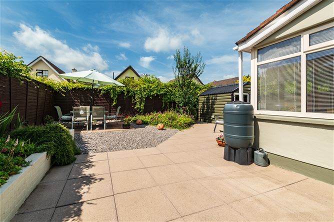https://photos-a.propertyimages.ie/media/9/3/6/5013639/c5ffb5b4-a10a-4509-9828-a015f7e49003_l.jpg