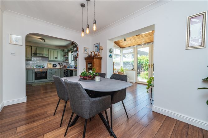 https://photos-a.propertyimages.ie/media/9/3/6/5013639/c5ffb5b4-a10a-4509-9828-a015f7e49003_l.jpg