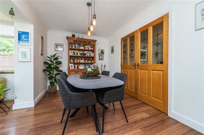 https://photos-a.propertyimages.ie/media/9/3/6/5013639/c5ffb5b4-a10a-4509-9828-a015f7e49003_l.jpg