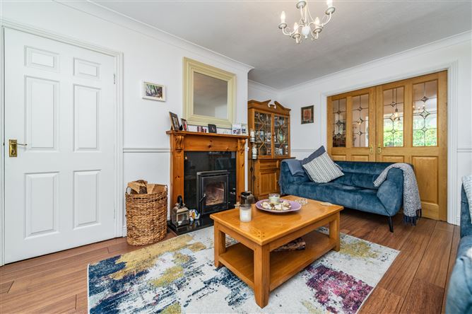 https://photos-a.propertyimages.ie/media/9/3/6/5013639/c5ffb5b4-a10a-4509-9828-a015f7e49003_l.jpg