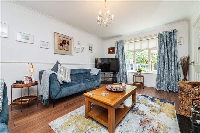 https://photos-a.propertyimages.ie/media/9/3/6/5013639/c5ffb5b4-a10a-4509-9828-a015f7e49003_l.jpg