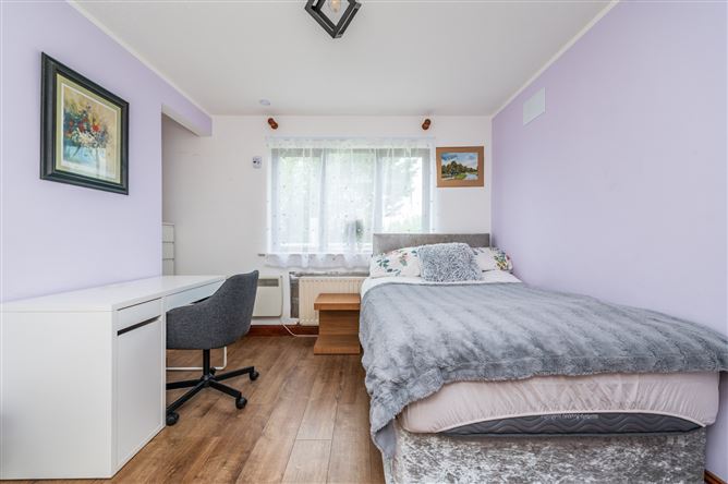 Photo 11 of 31 — 5 Alderwood Court, Naas, Co. Kildare