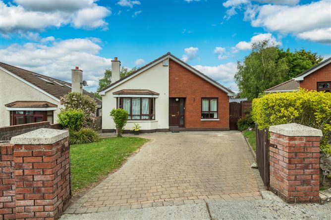 https://photos-a.propertyimages.ie/media/9/3/6/5021639/eea54f94-2447-4acf-8d8c-fc6bf879ee8a_l.jpg