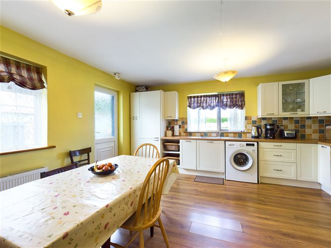 26 St. Mary's Avenue, Urlingford, Co. Kilkenny