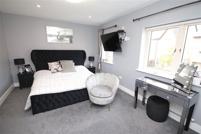 13 Shackleton Glen, Lucan, Dublin