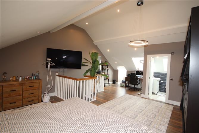 13 Shackleton Glen, Lucan, Dublin