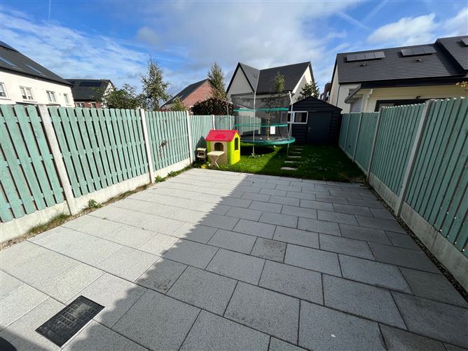 13 Shackleton Glen, Lucan, Dublin