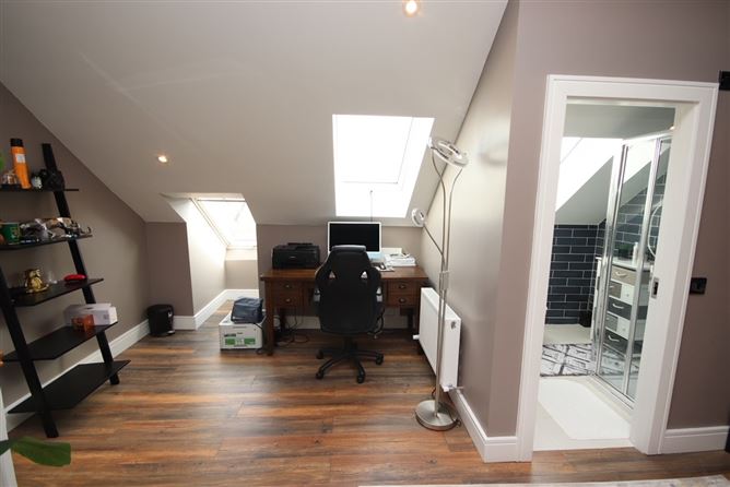 13 Shackleton Glen, Lucan, Dublin