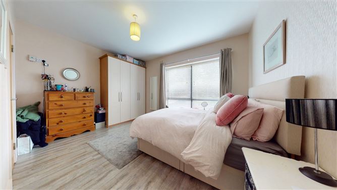 107 East Courtyard, Tullyvale, Cabinteely, Dublin 18