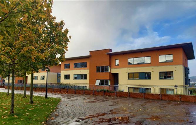 Main image for 107 East Courtyard, Tullyvale, Cabinteely, Dublin 18
