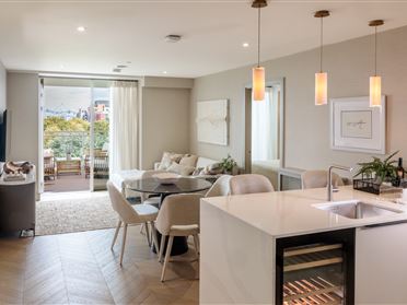 2 Bedroom Penthouse, Shore Club, Beach Road, Sandymount, Dublin 4