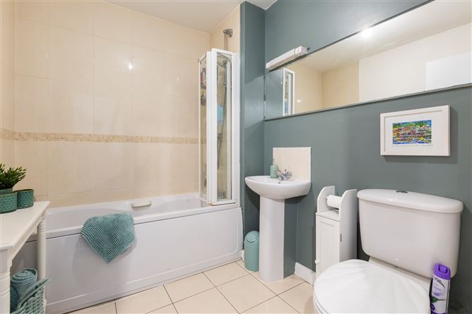 257 Charlesland Court (c.936 sq.ft.), Greystones, Wicklow