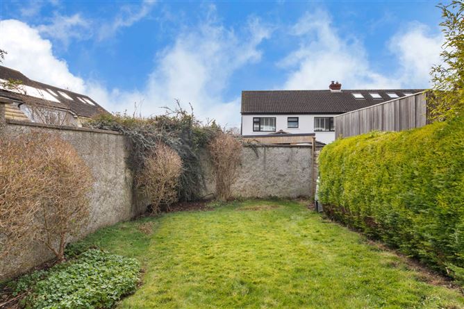 28 Grange Crescent, Dun Laoghaire, County Dublin