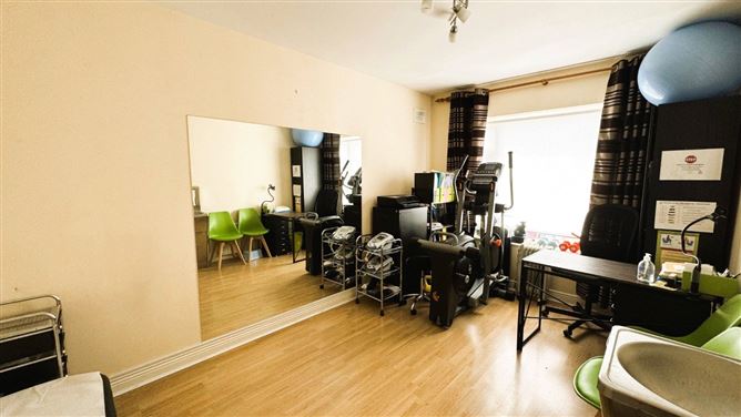 12 The Park, Lutterell Hall, Summerhill Road, Dunboyne, Meath