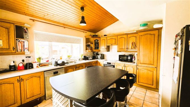 Photo 11 of 25 — 12 The Park, Lutterell Hall, Summerhill Road, Dunboyne, Meath