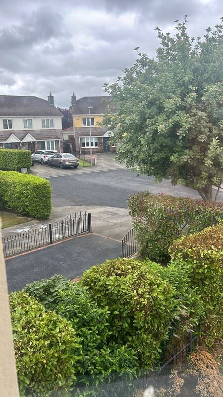 Modern and clean cozy home, Lucan, Co. Dublin