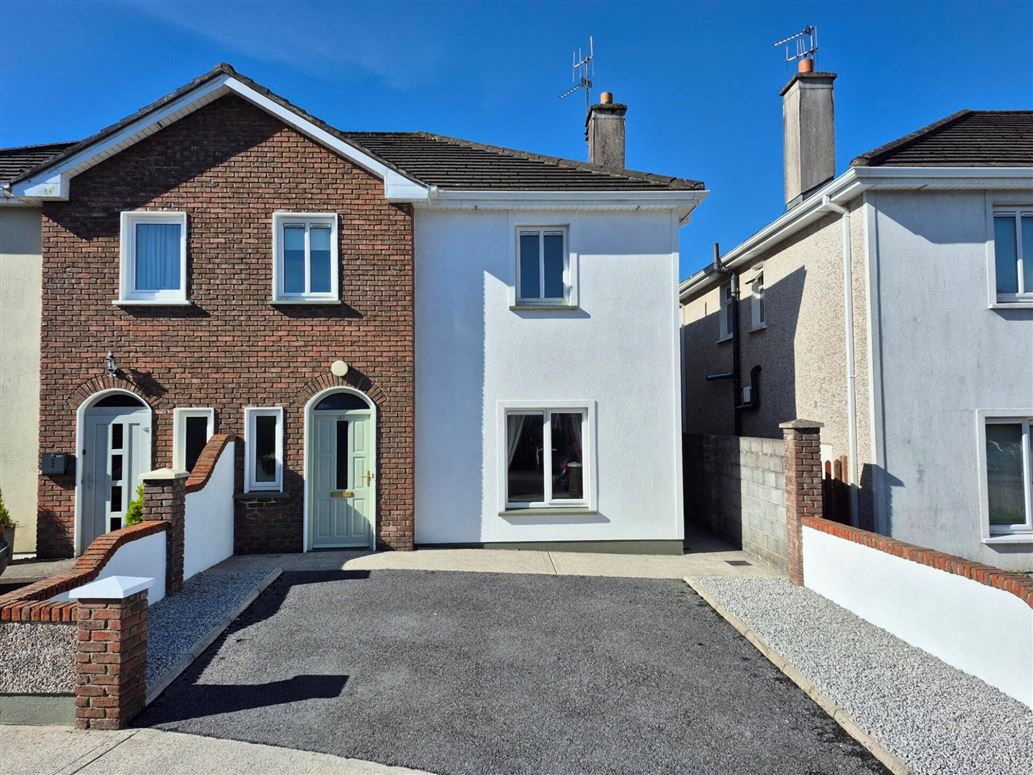 40 Cois na hAbhainn, Ballygaddy Road, Tuam, Co. Galway