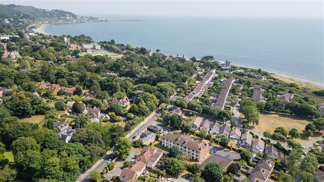 Photo 12 of 14 — 24 Killiney Court, Seafield Road, Killiney, Co. Dublin