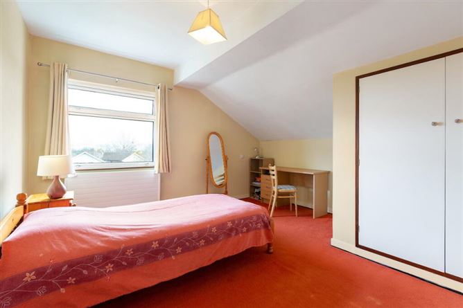 8 Hainault Grove, Foxrock, Dublin