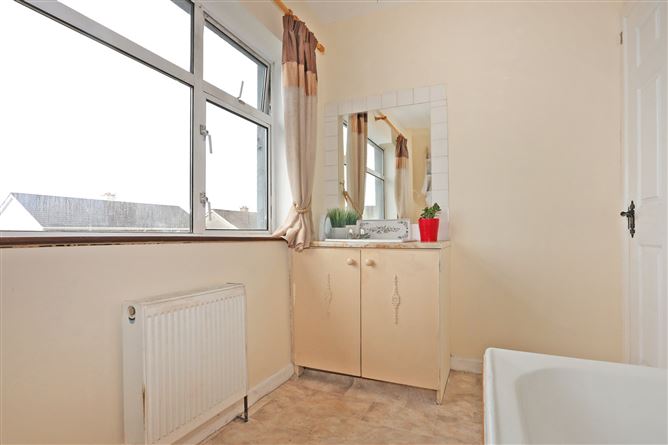 20 Raheen Gardens, Raheen, Limerick