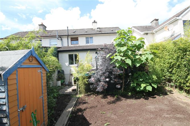 17 Assumpta Park, Shankill, Dublin 18