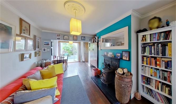 17 Assumpta Park, Shankill, Dublin 18