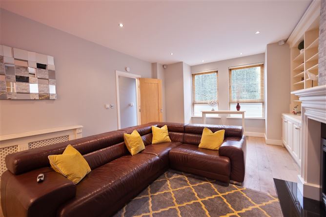 5 Chapelwood Drive, Hollystown, Dublin